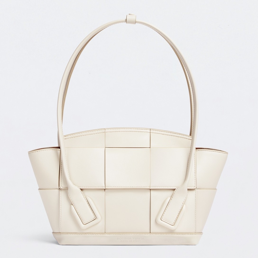 bo*te*ga Ve*ne*ta arco small bag in white intrecciato calfskin