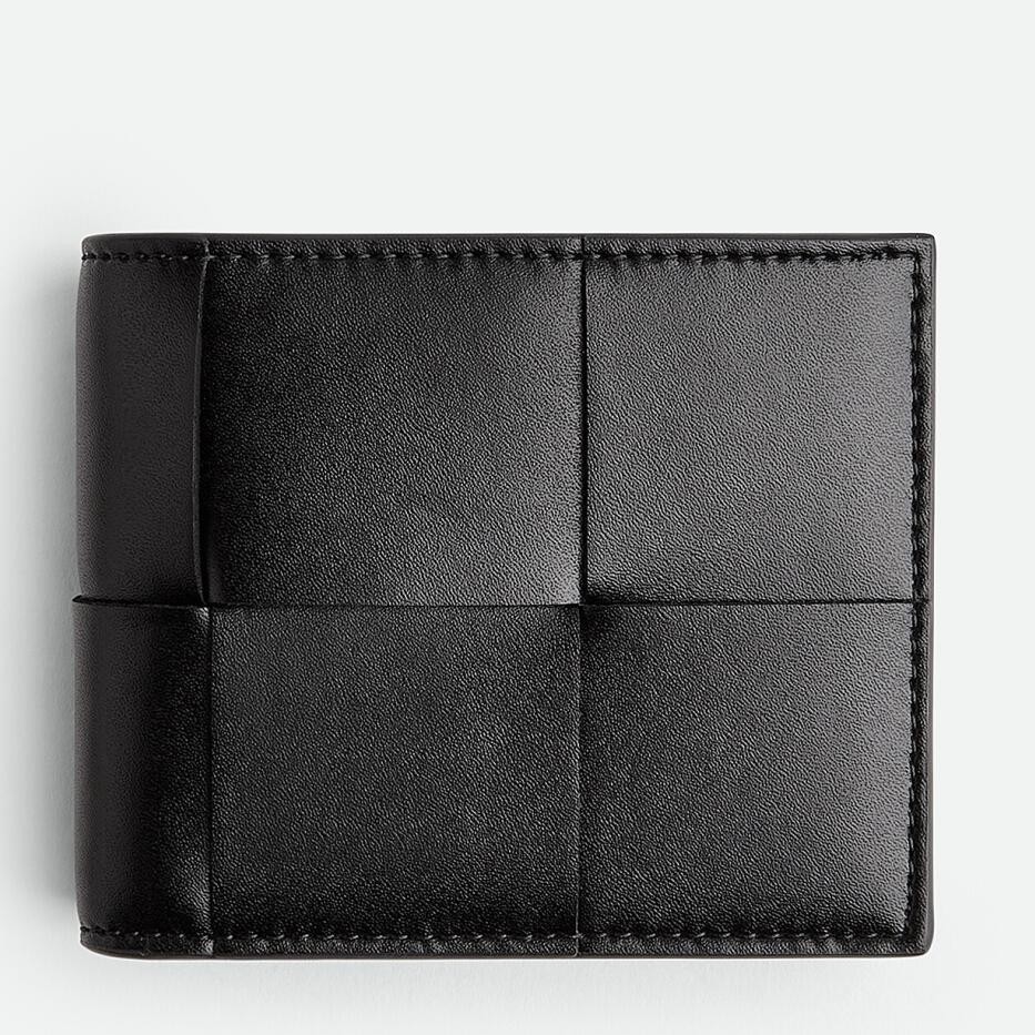 bo*te*ga Ve*ne*ta cassette bi-fold wallet in black intrecciato calfskin