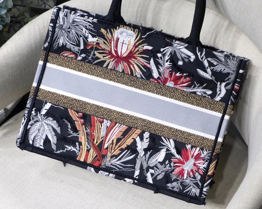 D*or small book tote in black camouflage with flowers