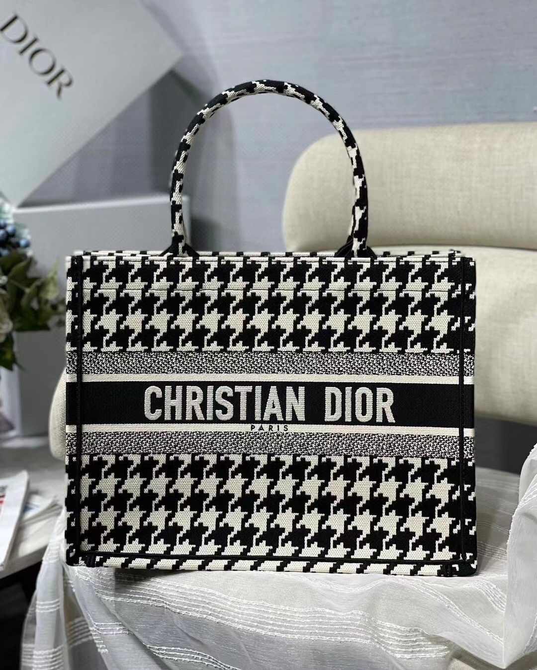 D*or small book tote in black houndstooth embroidery