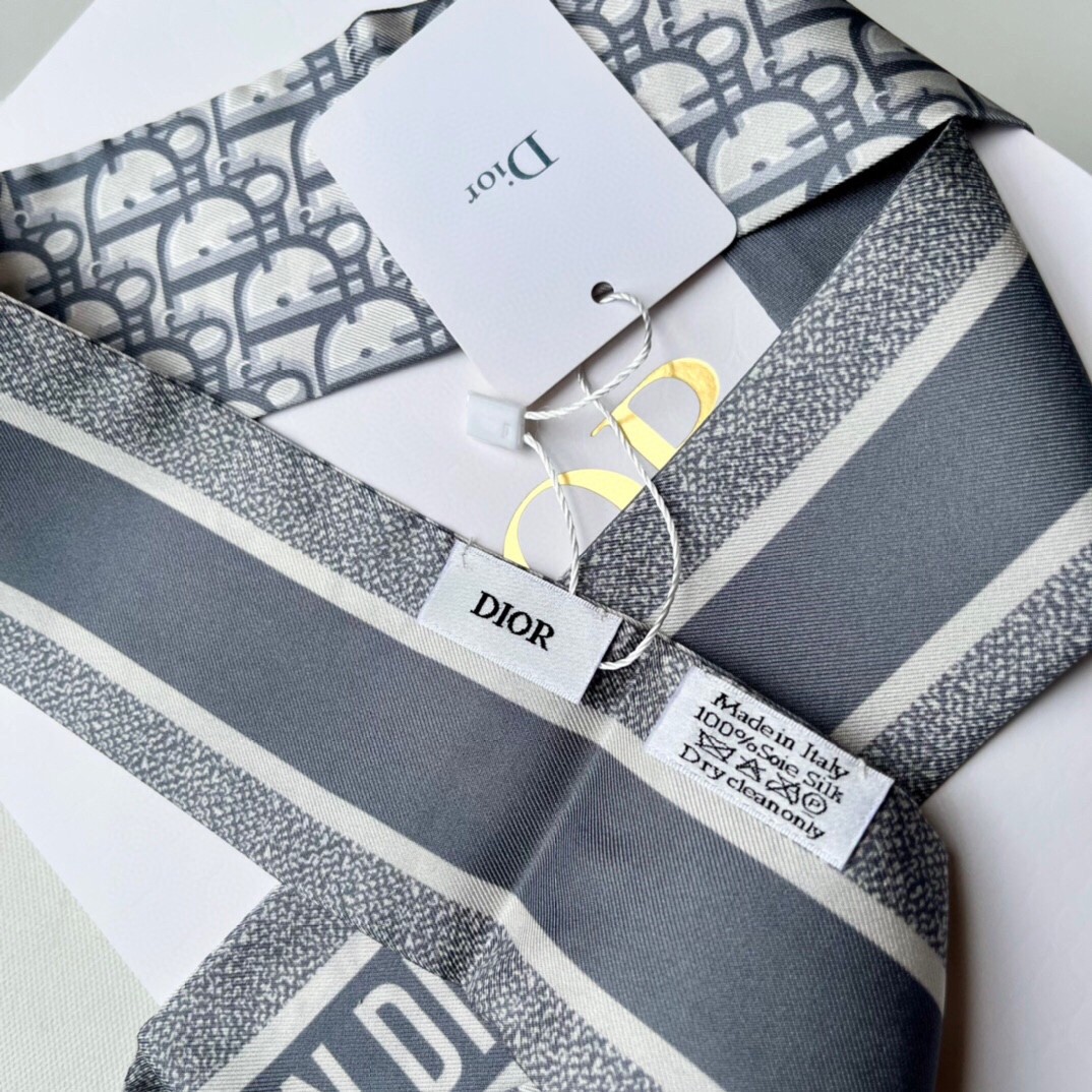 D*or oblique mitzah scarf in grey silk twill