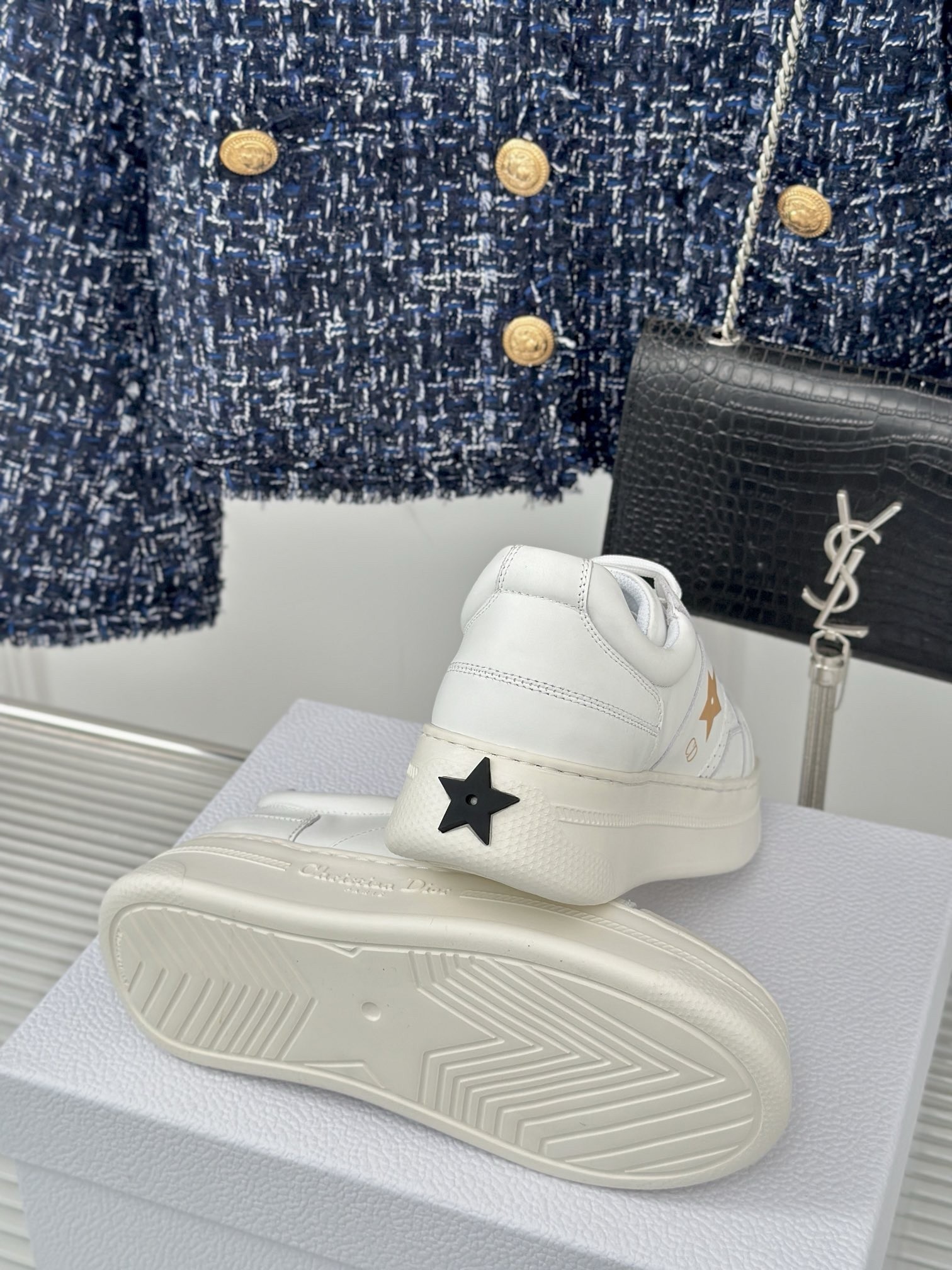 D*or star platform sneakers in white calfskin with gold star