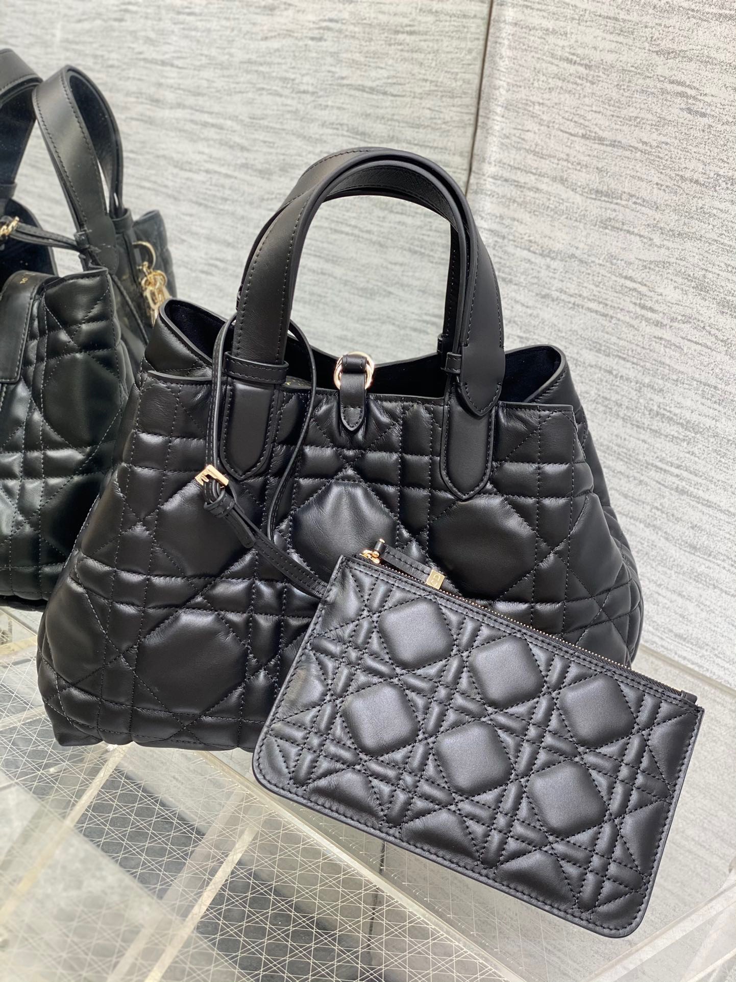 D*or toujours medium bag in black macrocannage calfskin