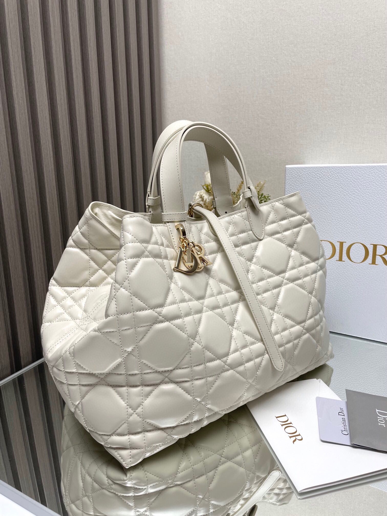 D*or toujours large bag in white macrocannage calfskin