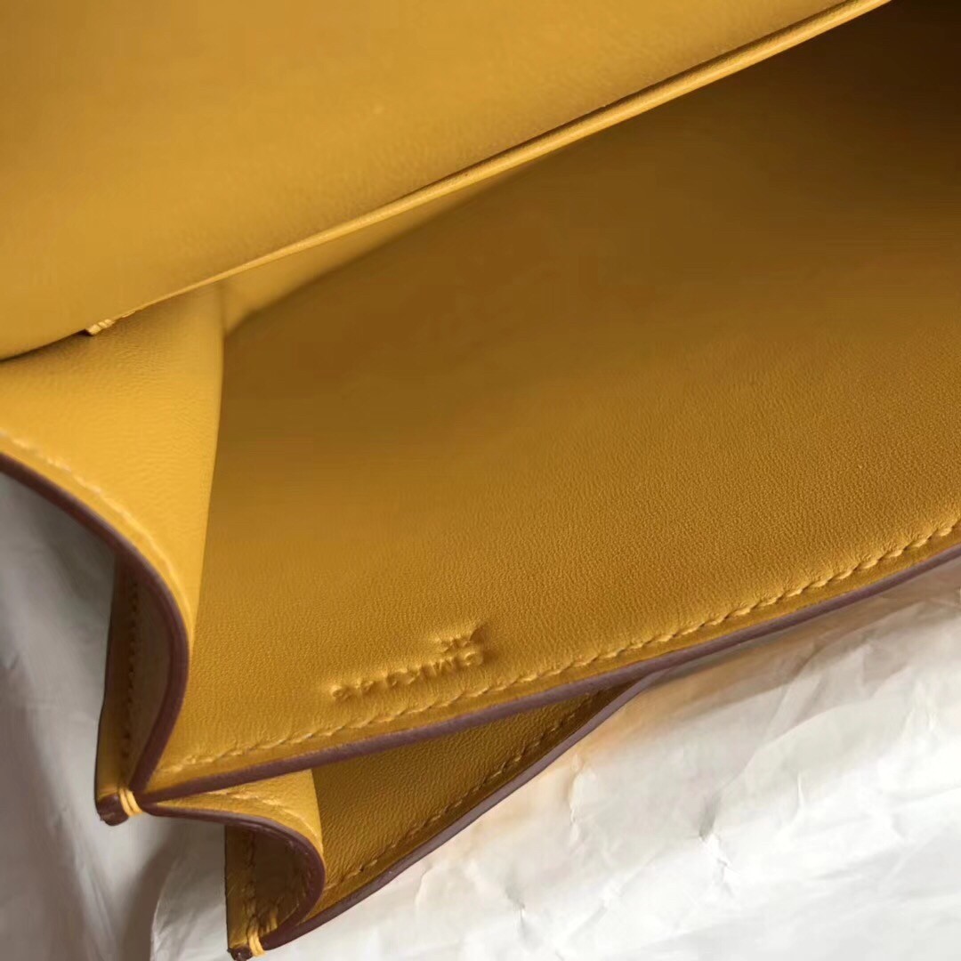 H**mes constance 18 handmade bag in jaune ambre epsom calfskin