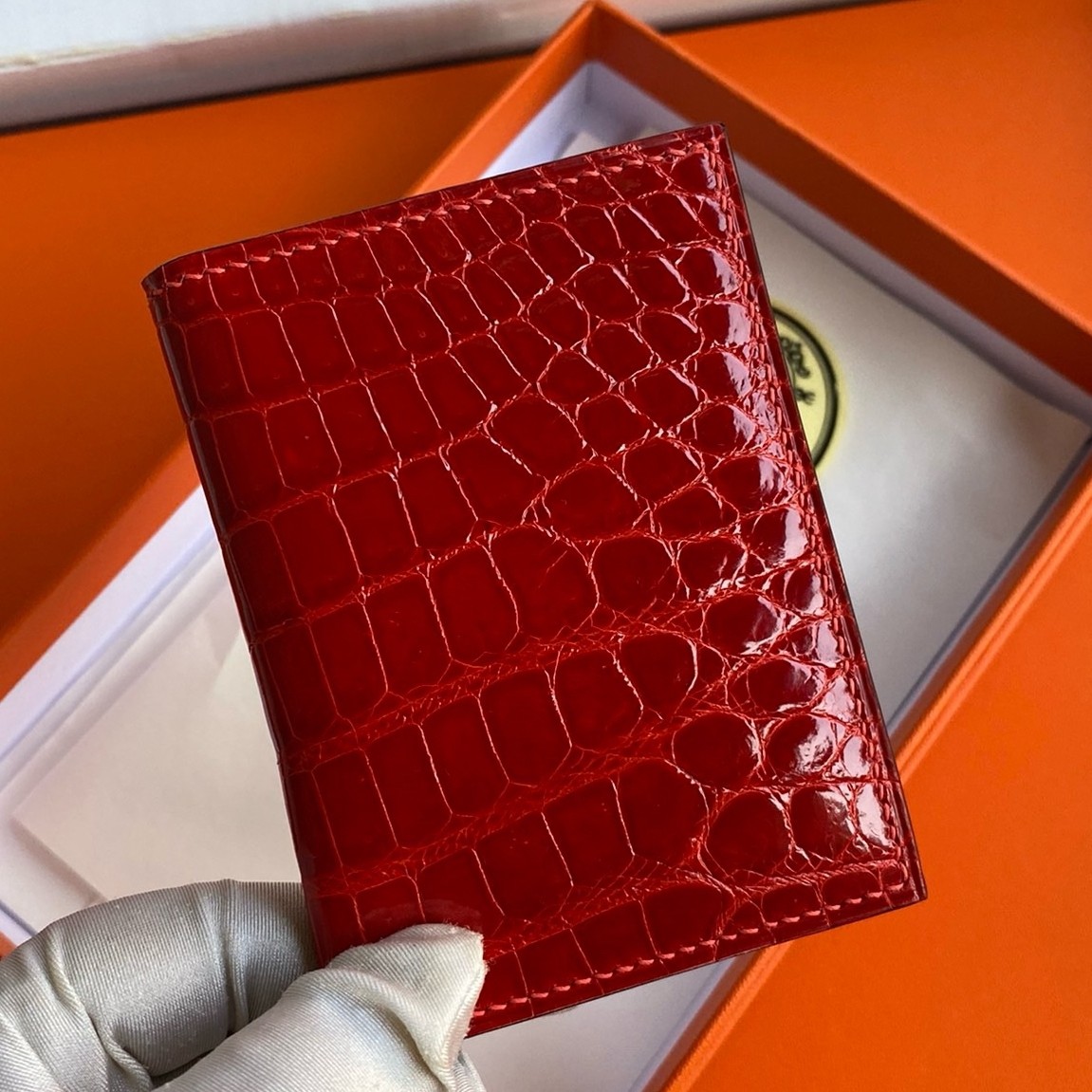 H**mes mc² euclide card holder in red shiny alligator leather