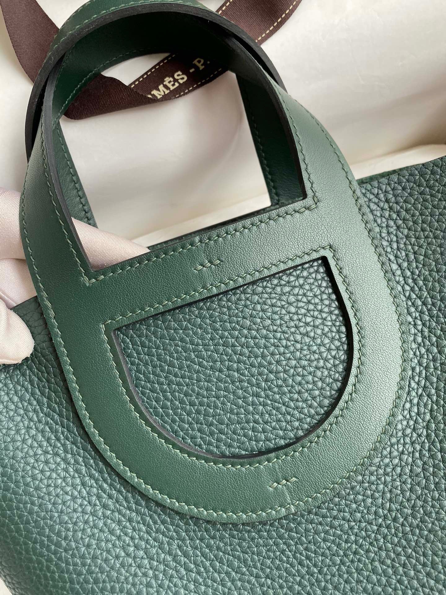 H**mes in the loop 18 handmade bag in vert cypres clemence leather