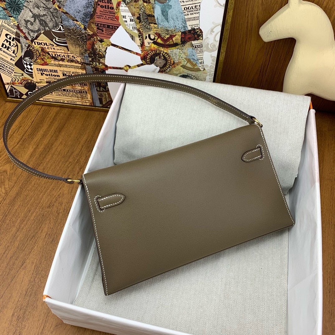 H**mes kelly elan handmade bag in taupe epsom leather