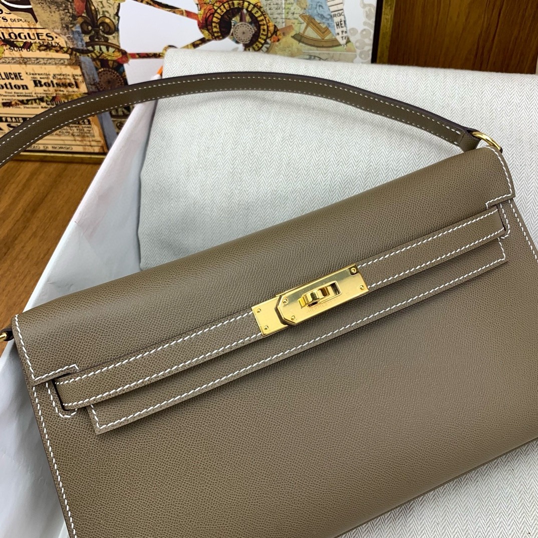 H**mes kelly elan handmade bag in taupe epsom leather