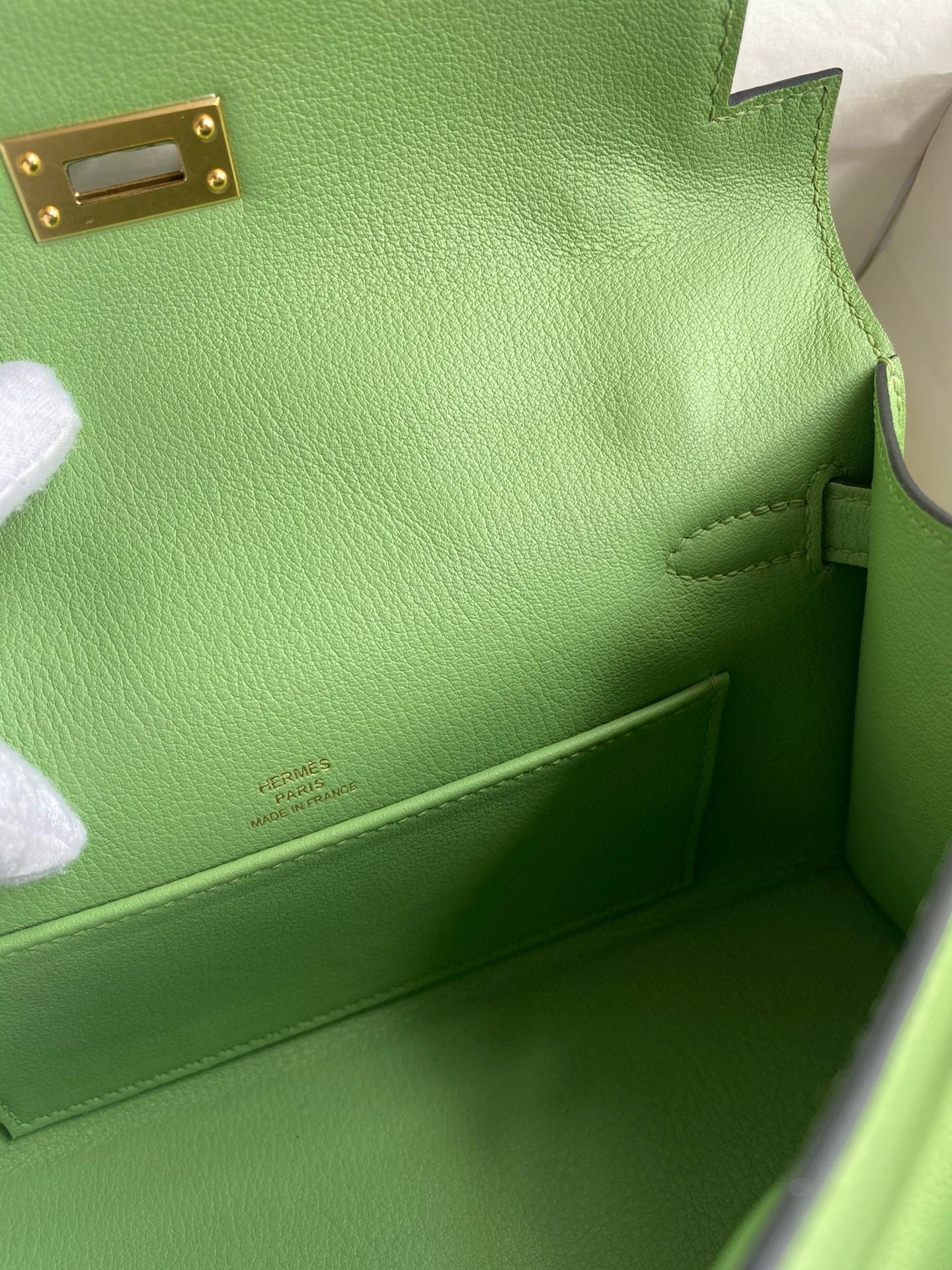 H**mes kelly pochette handmade bag in vert criquet swift calfskin