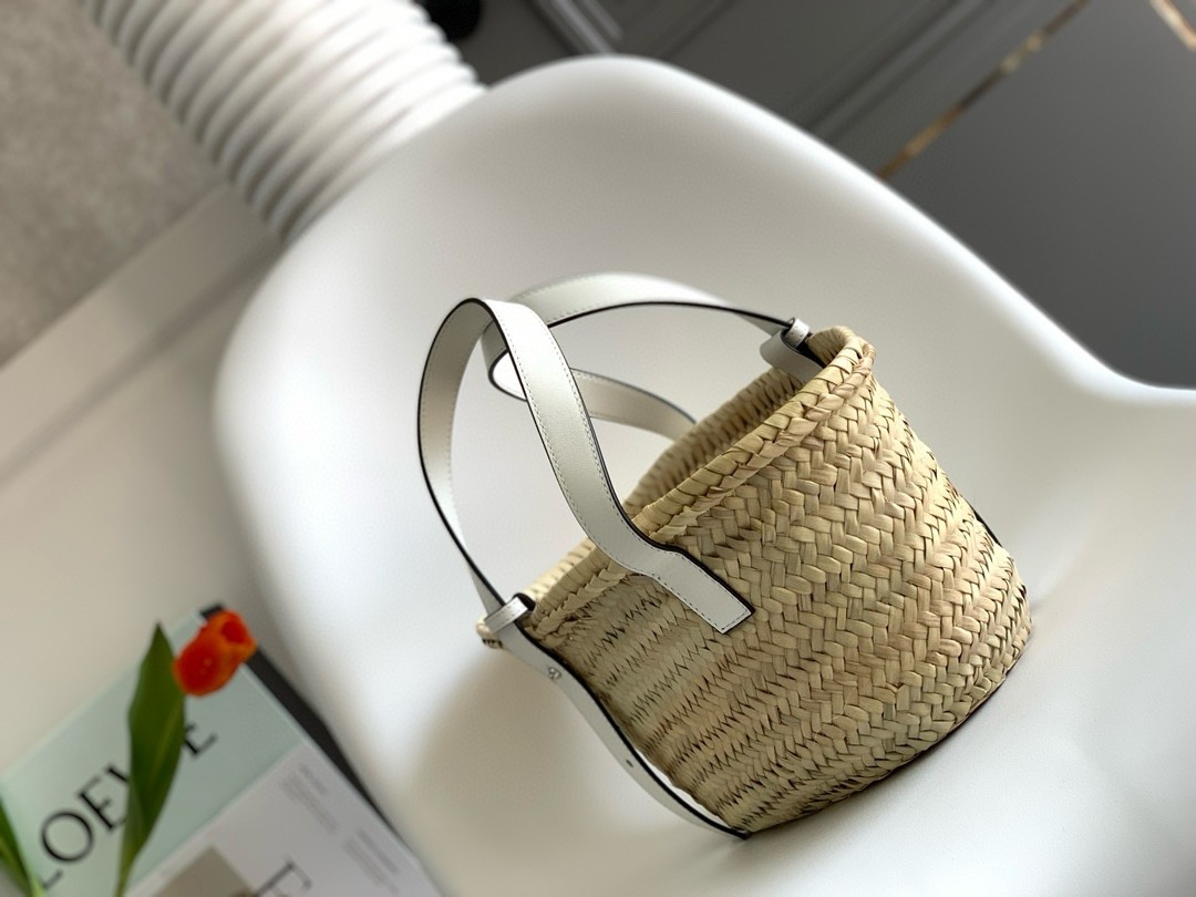 Loewe Small Basket Bag in Raffia and White Calfskin