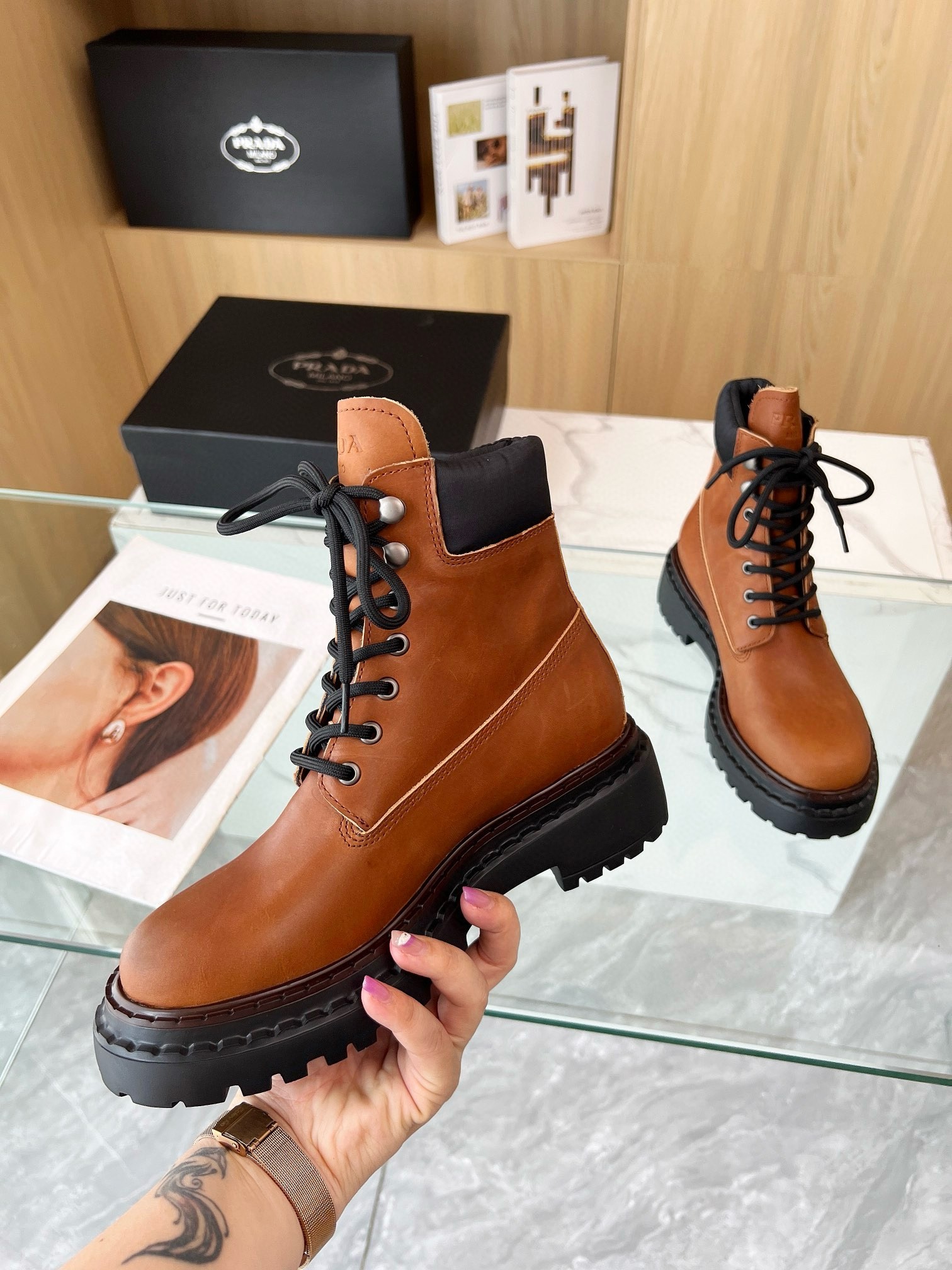 Pra*a chelsea boots in cognac leather and re-nylon