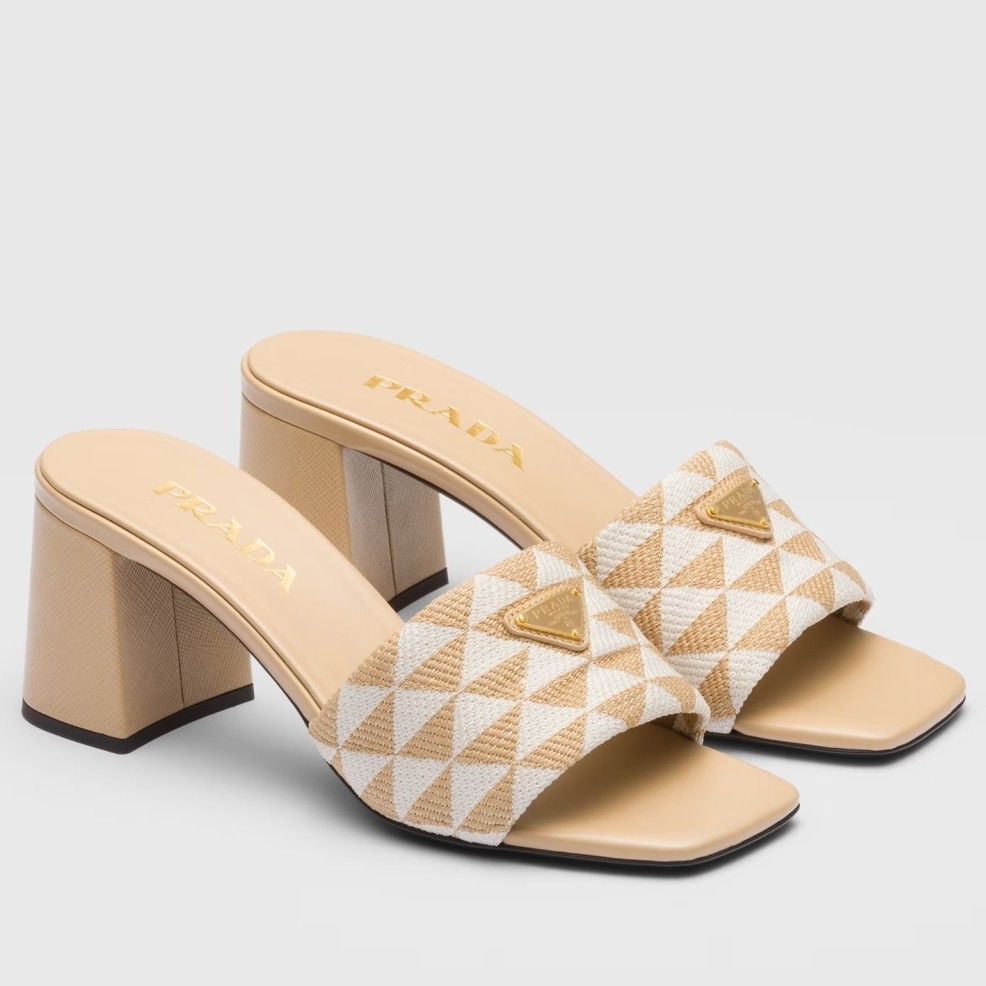 Pra*a heeled slide sandals 65mm in beige and white fabric